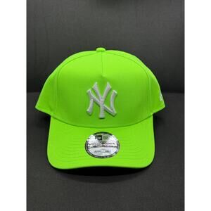 New York Yankees Neon Green 9FORTY A-Frame Snapback - NWT